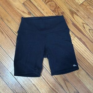 Alo Yoga bike shorts